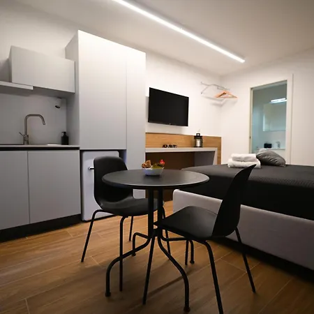 Luna Apartament *